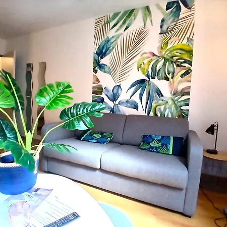 Apartamento Cosy Au Coeur De Nimes. Nîmes
